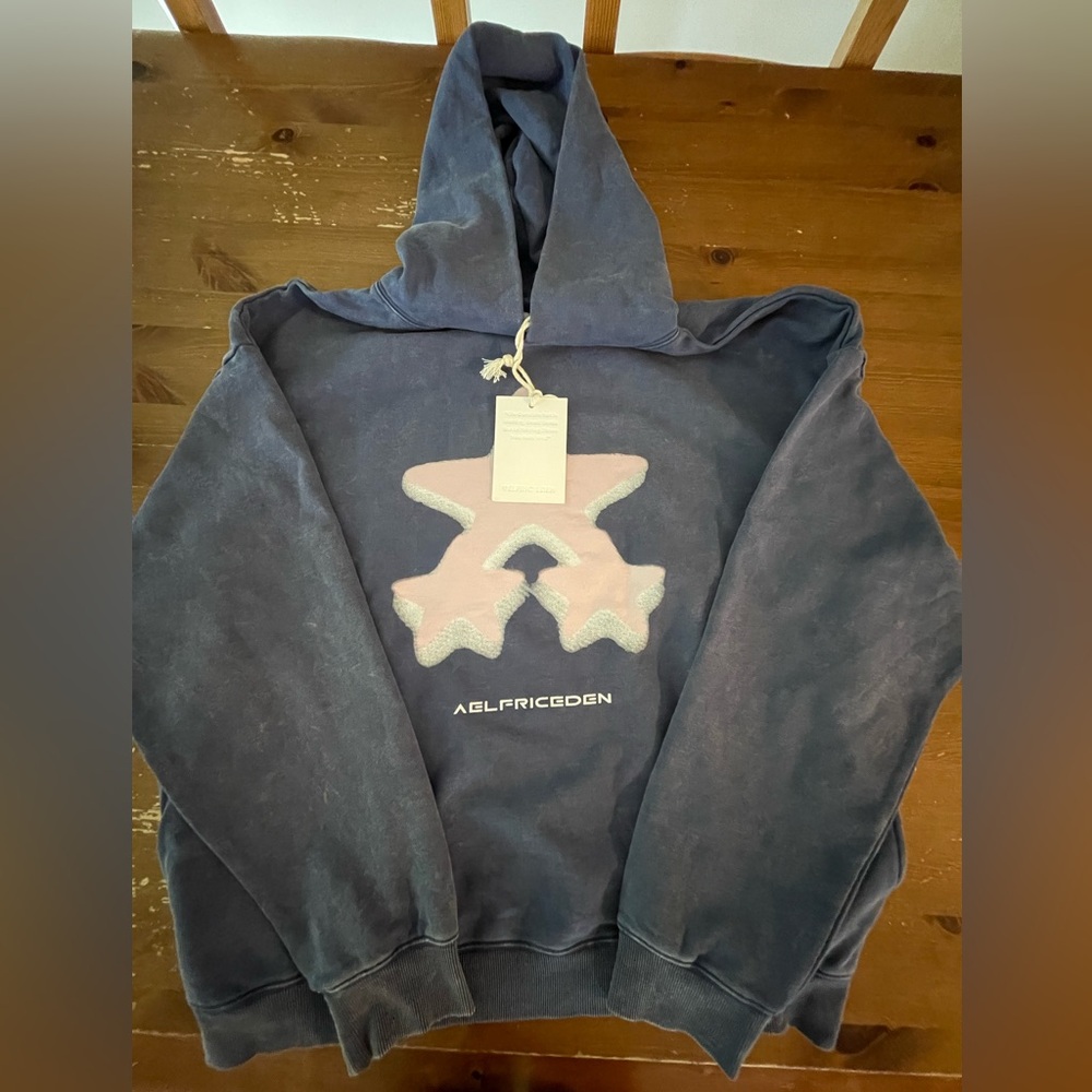 Aelfric Eden Blurring Star Hoodie